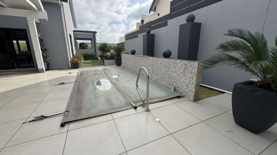 4 Bedroom Property for Sale in Malmesbury Rural Western Cape